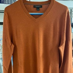 Banana Republic men’s V-neck Sweater, Sz Medium